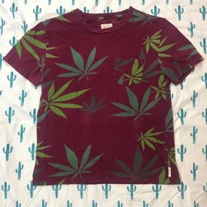 Koto Weed leaf pocket tee
